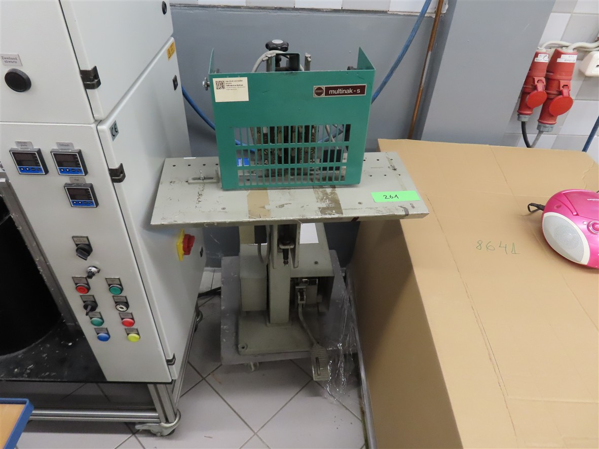1 Heftmaschine